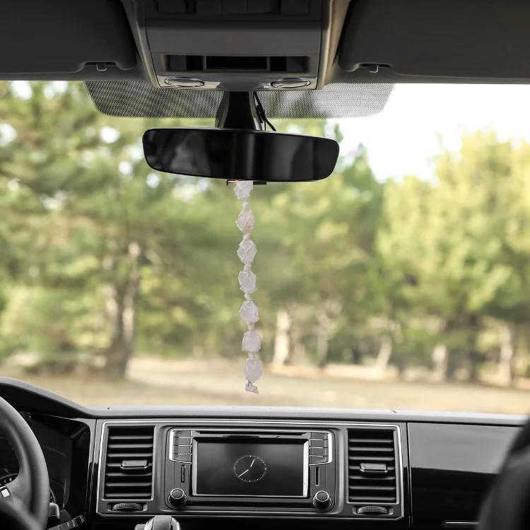 CLEAR QUARTZ TUMBLE CAR  HANGING 