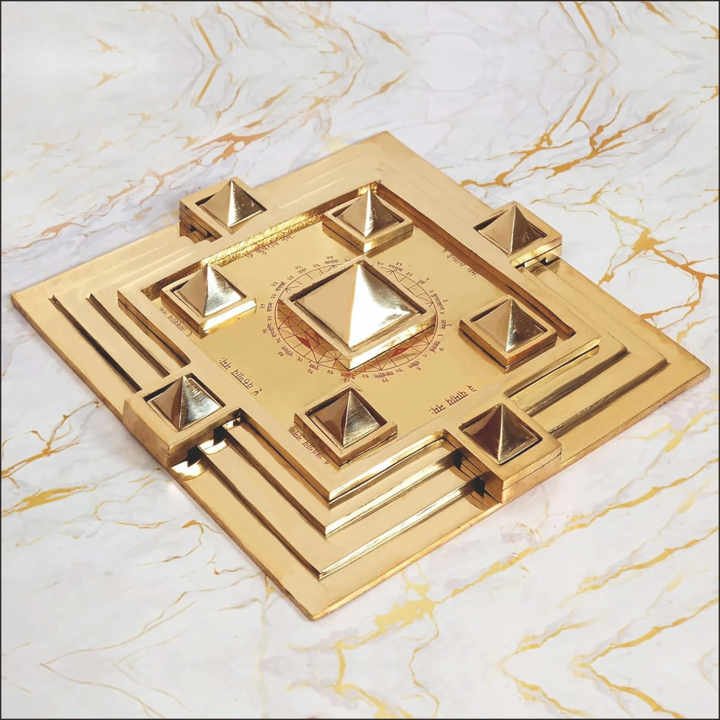 Vastu Brahmasthan Navgrah Pyramid Plate