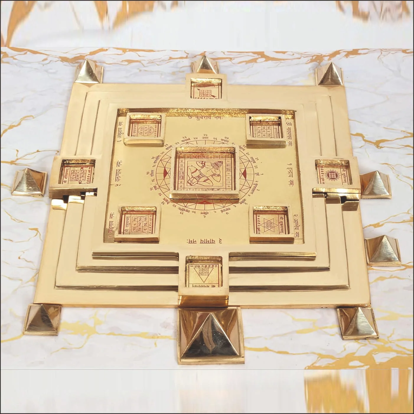 Vastu Brahmasthan Navgrah Pyramid Plate
