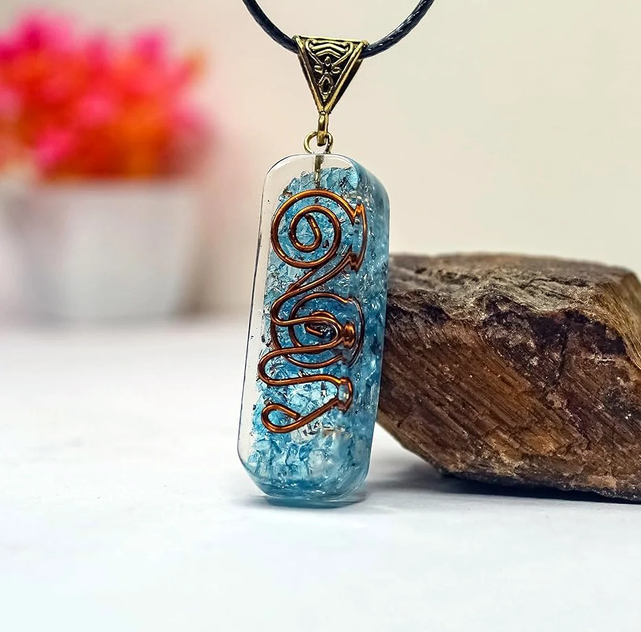 Blue Quartz Crystal Orgonite Pendant 