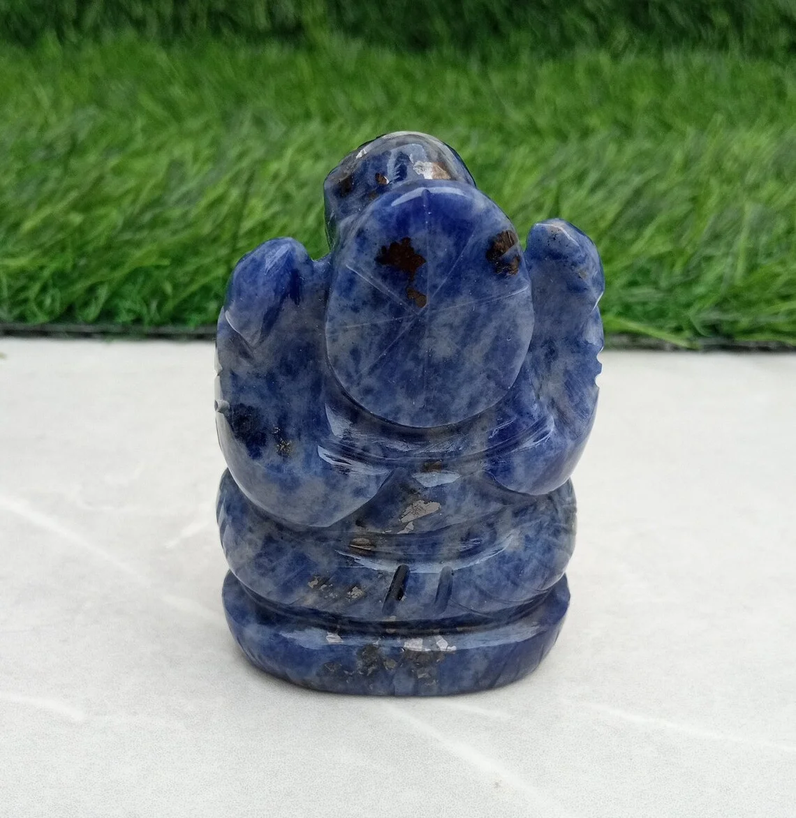 Sodalite Vinayagar Statue