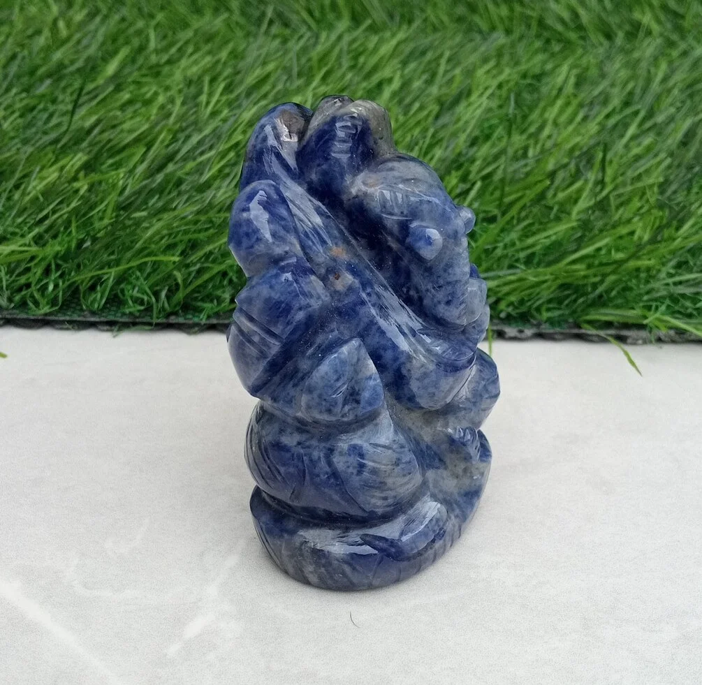 Sodalite Vinayagar Statue